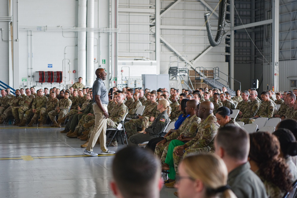 Retired Chief Master Sgt. of the Air Force #18 Visits Team Hickam