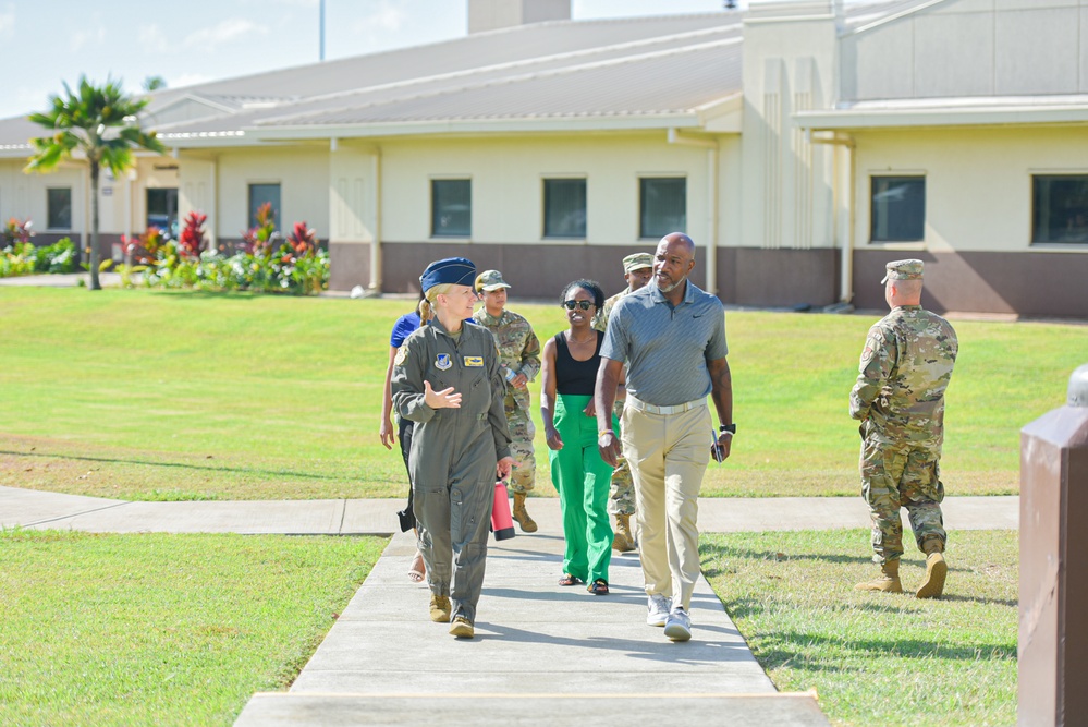 Retired Chief Master Sgt. of the Air Force #18 Visits Team Hickam
