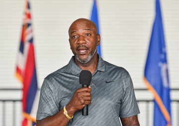 Retired Chief Master Sgt. of the Air Force #18 Visits Team Hickam