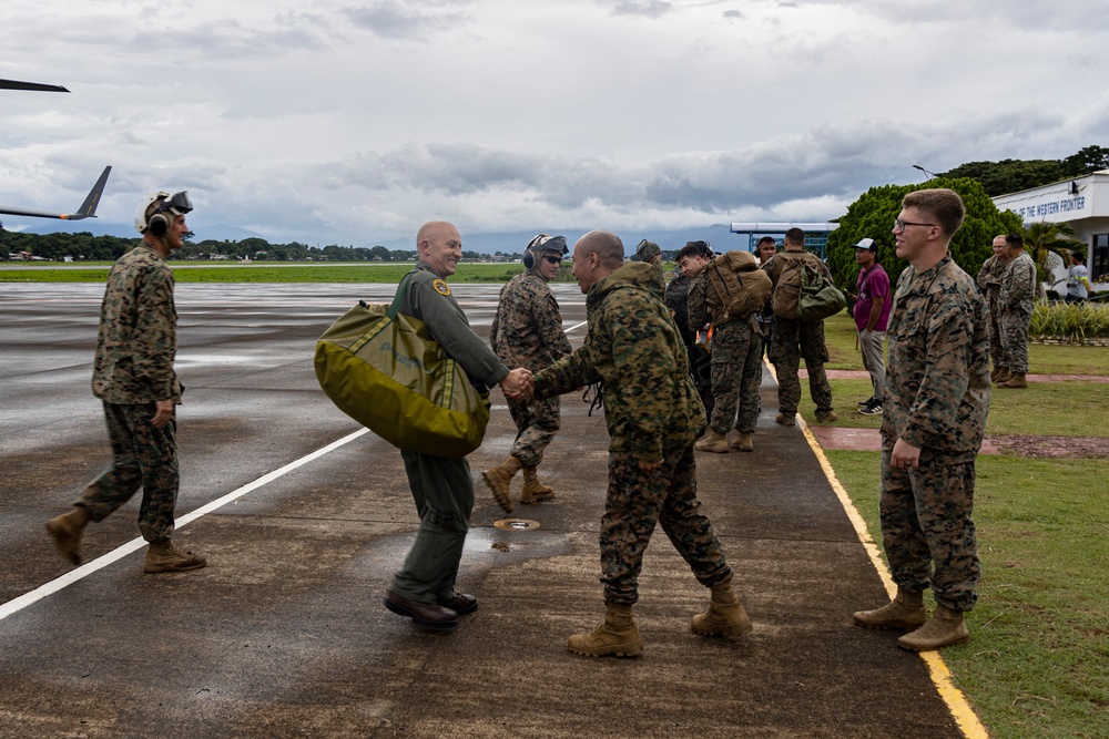 Commander of I Marine Expeditionary Force (Forward) arrives in Palawan