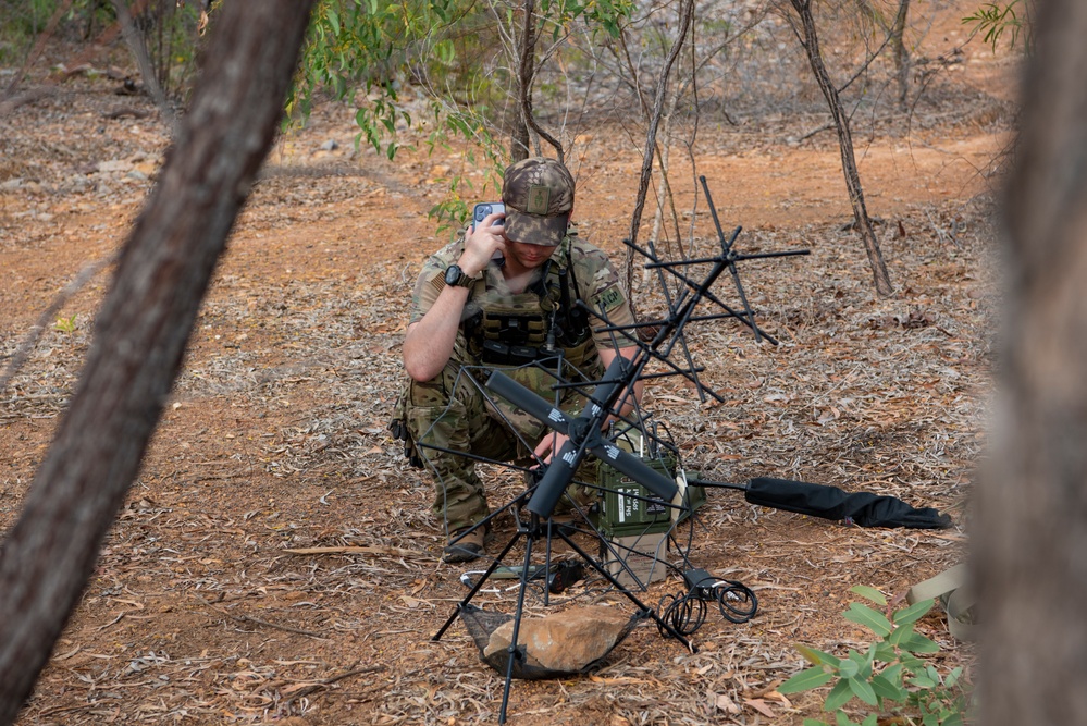 Tactical Air control party lights up the comms