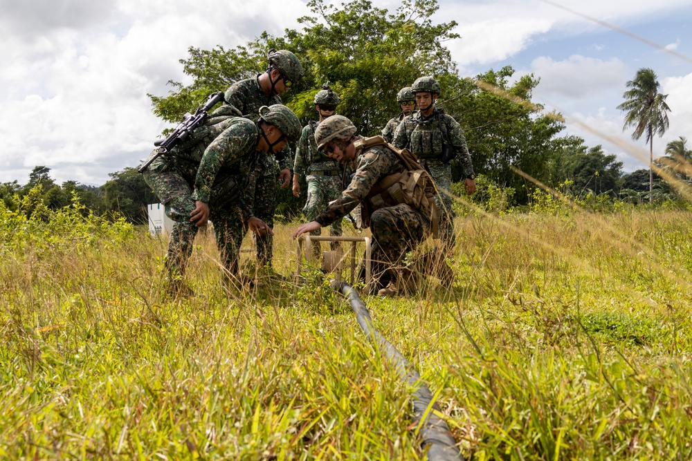 U.S. and Philippine Marines Conduct Notional Airfield Seizure and FARP Operations