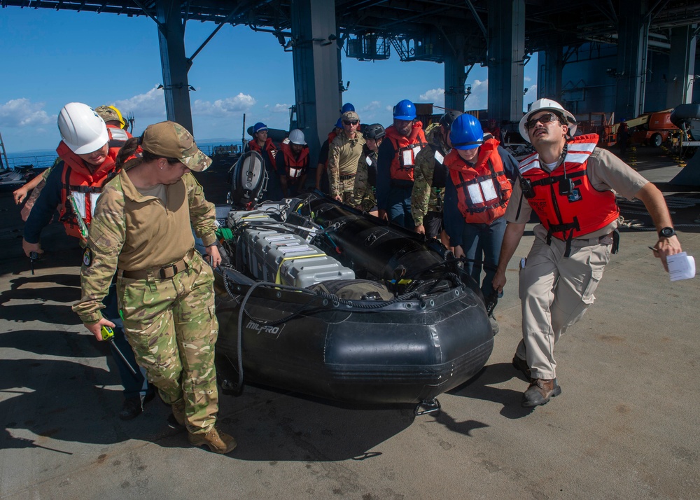 USS Miguel Keith Conducts Boat Operations