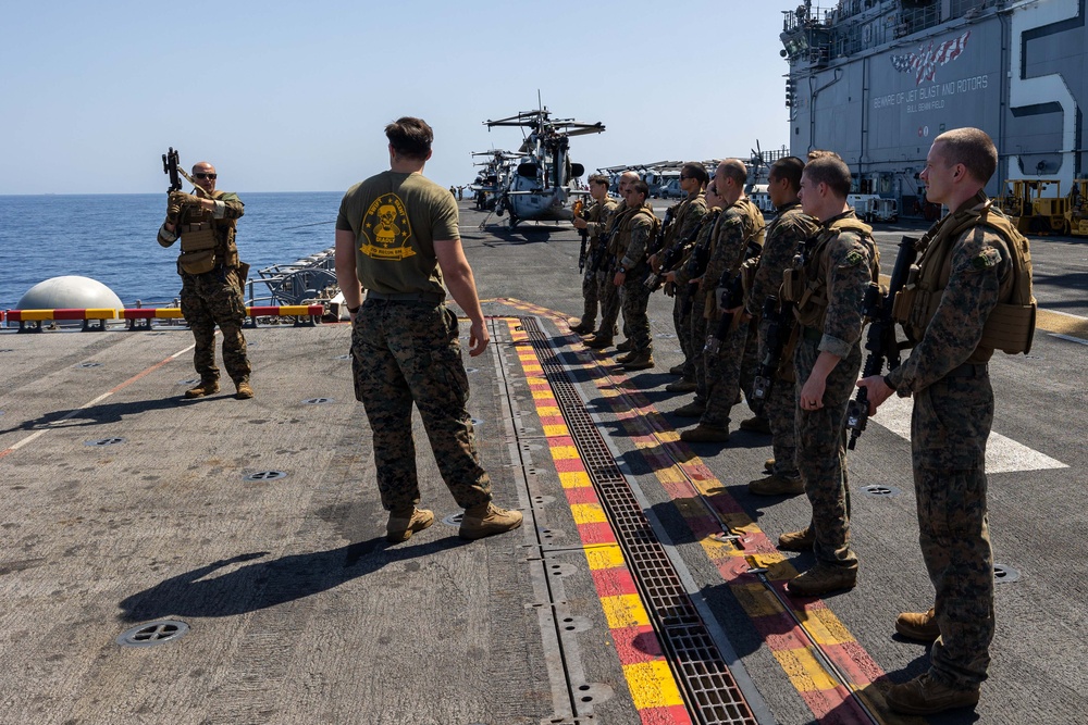 26th MEU Marines conduct weapon familiarization drills aboard USS Bataan