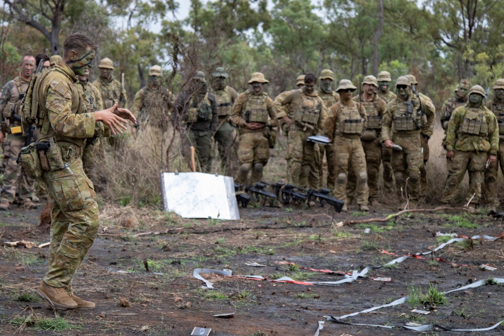 Soldiers conduct field maneuvers during Talisman Sabre 23