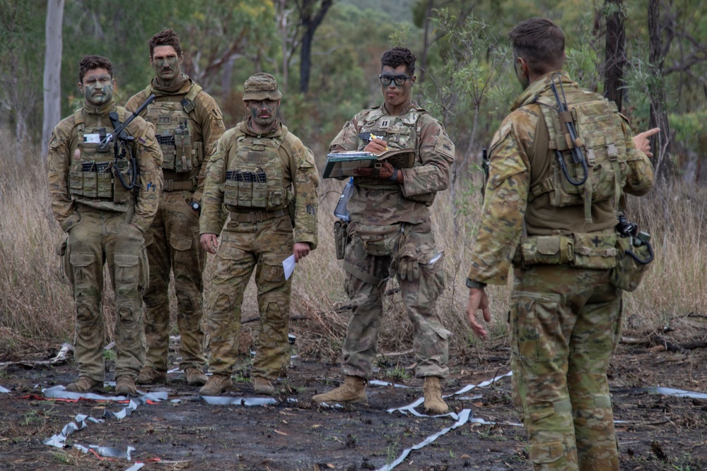 Soldiers conduct field maneuvers during Talisman Sabre 23