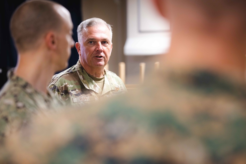 Commander of U.S. Forces Japan visits Marine Corps Air Station Iwakuni to discuss quality of life