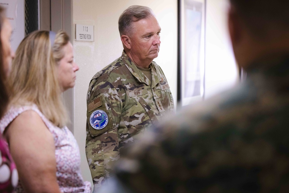 Commander of U.S. Forces Japan visits Marine Corps Air Station Iwakuni to discuss quality of life