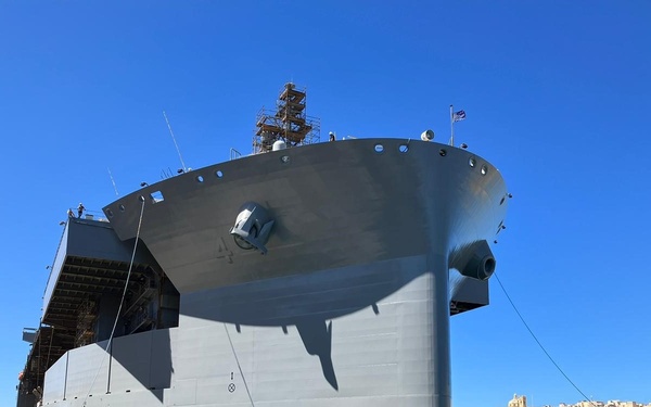 USS Hershel &quot;Woody&quot; Williams Undocks in Malta