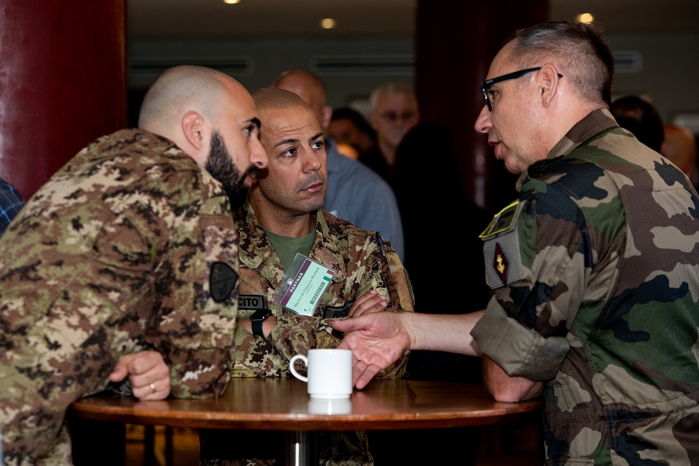 US Army pulls cybersecurity professionals together for a summit in Germany