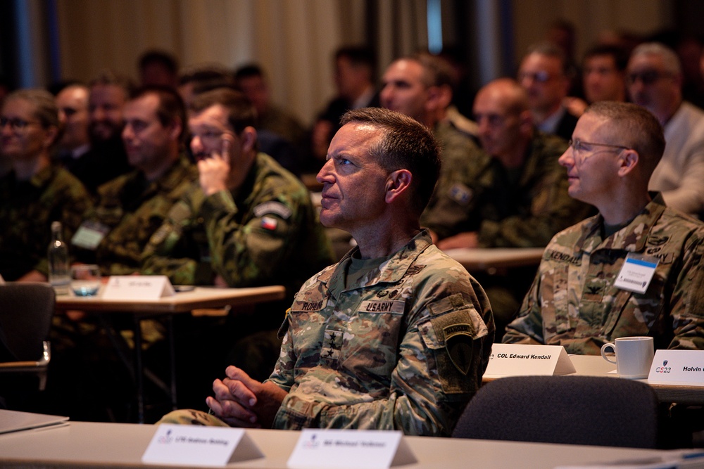 US Army pulls cybersecurity professionals together for a summit in Germany