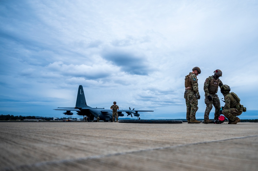 Talisman Sabre 23 | Australian Army 6th Aviation Regiment and 18th LRS conduct FARP operations