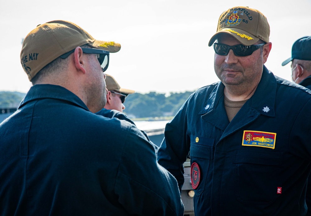 USS Benfold Conducts a Sea-and-anchor Detail