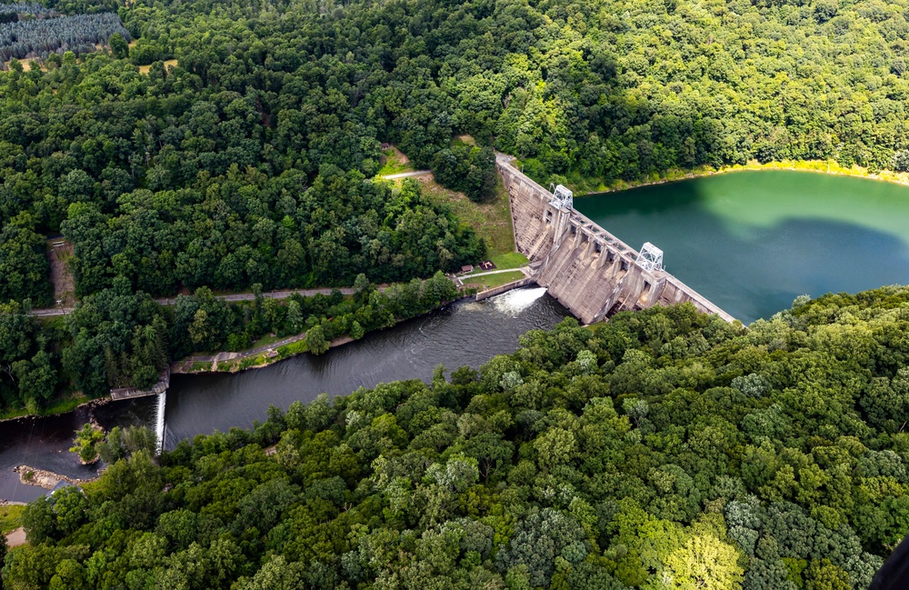 Helicopter flight over Pittsburgh District locks, dams, reservoirs