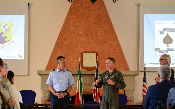 Belluno community leaders visit 31FW