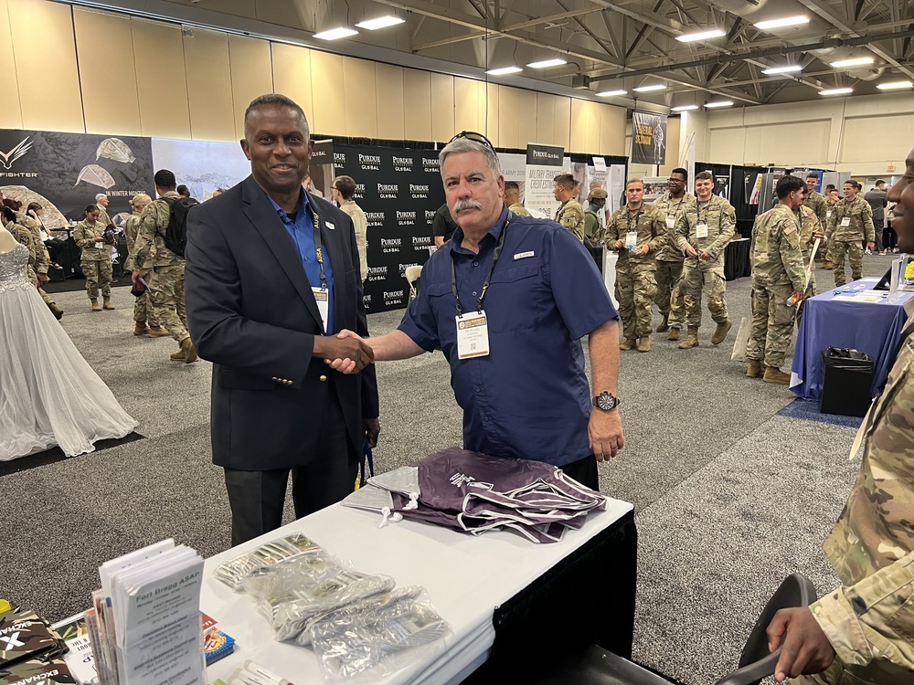 Fort Liberty Garrison connects with the community at AUSA Warfighter Summit