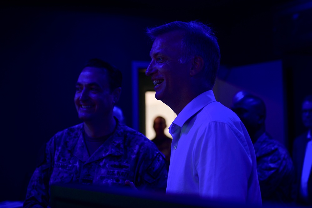 Under Secretary of The Navy Erik Raven tours MSTCPAC