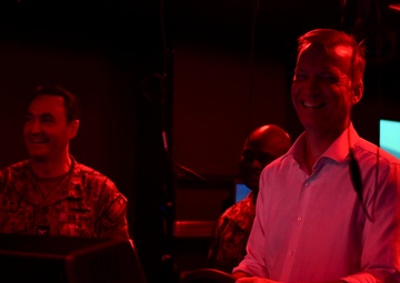 Under Secretary of The Navy Erik Raven tours MSTCPAC