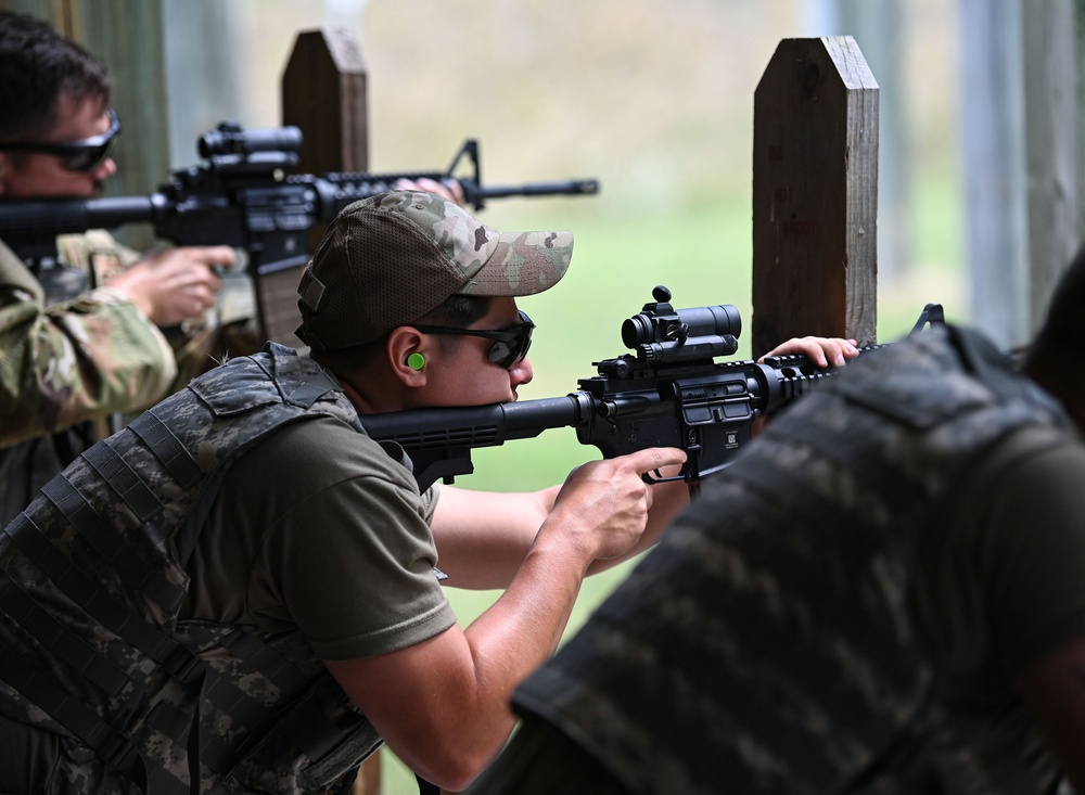 132d Civil Engineer Squadron Qualifies with M-4