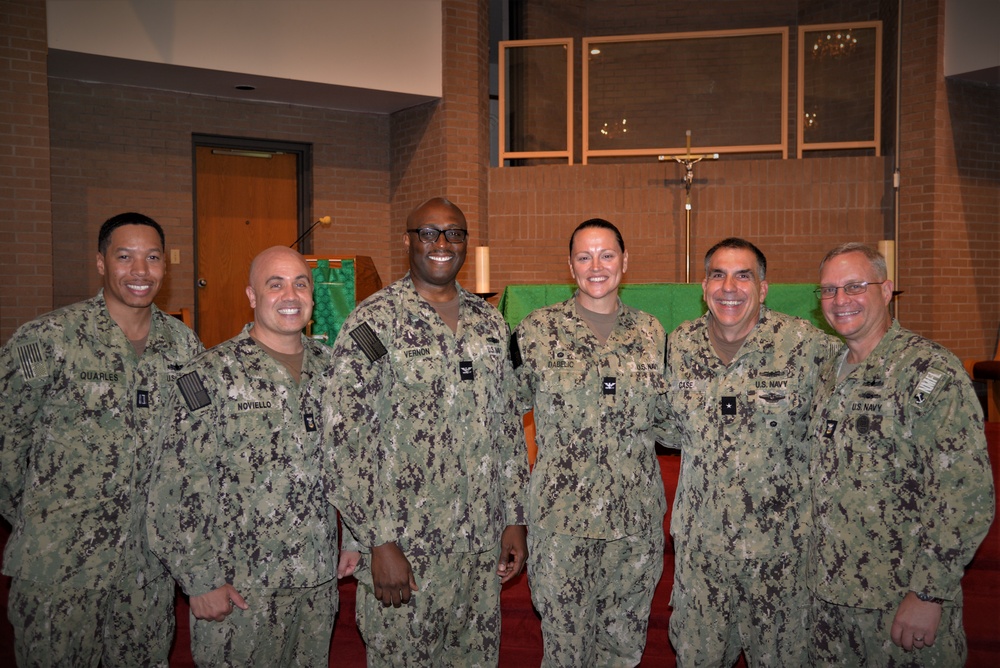 NMFL Commander Visits NMRTC Charleston