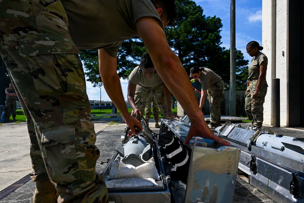 4th MUNS Airmen conduct routine operations