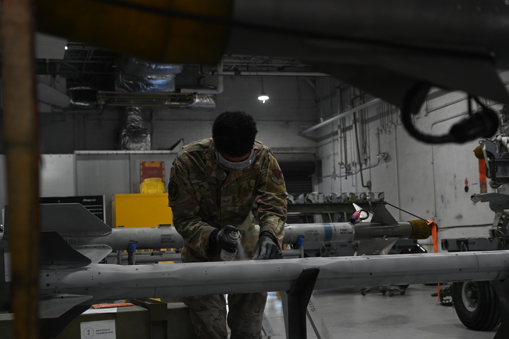 4th MUNS Airmen conduct routine operations