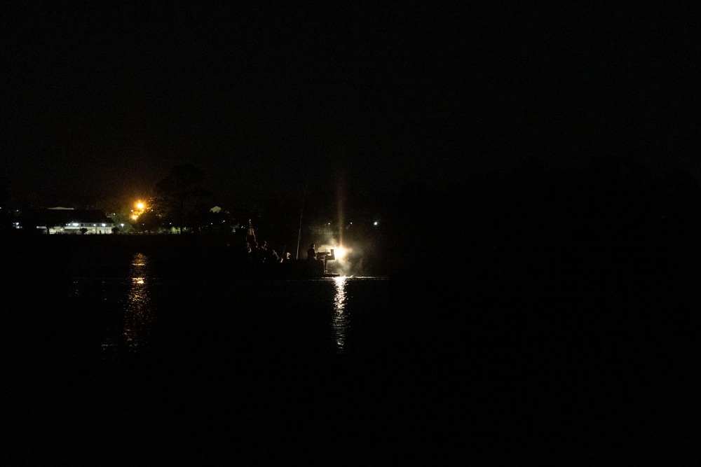 Marine Raiders conduct nighttime amphibious assault during Exercise Raven