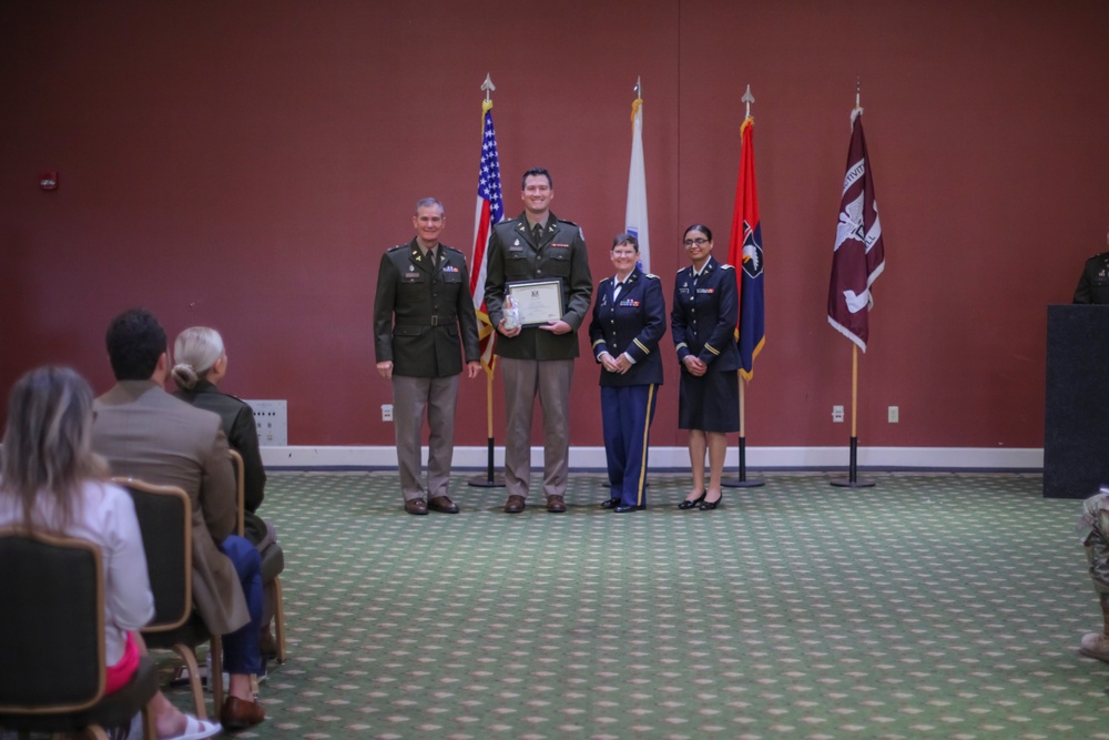 Fort Campbell DENTAC Conducts Dental Residency Graduation