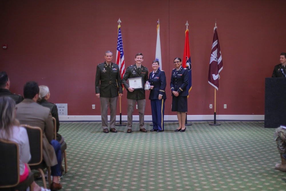 Fort Campbell DENTAC Conducts Dental Residency Graduation