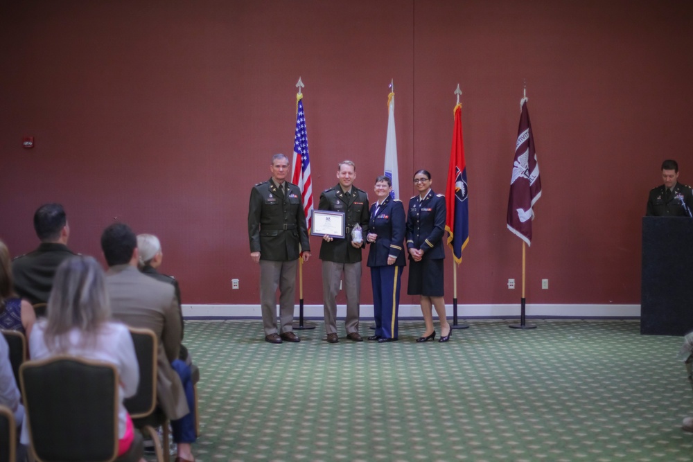 Fort Campbell DENTAC Conducts Dental Residency Graduation