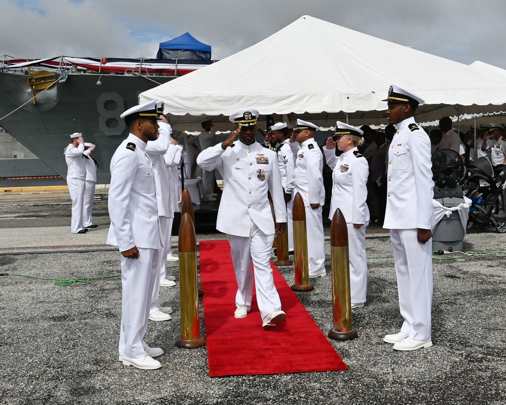 USS Winston S. Churchill Holds Change of Command Ceremony