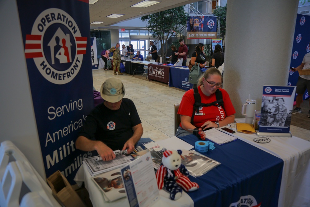 Fort Campbell AFWC provides resources during military back to school event