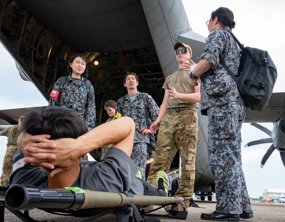 Multilateral Aeromedical Evacuation training during Mobility Guardian 2023