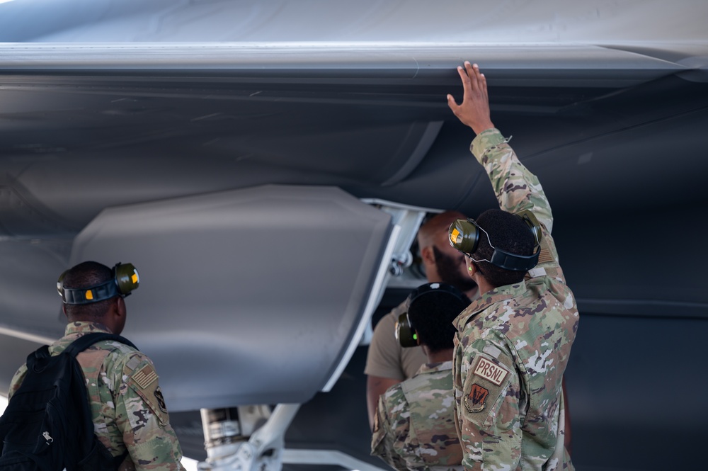 Nellis Navigator