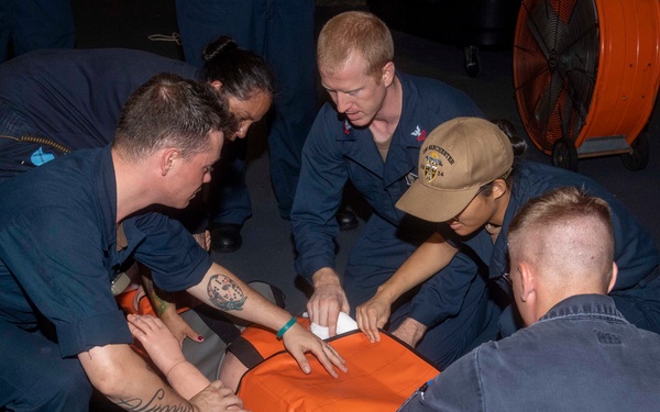 USS Manchester Conducts Mass Casualty Drill