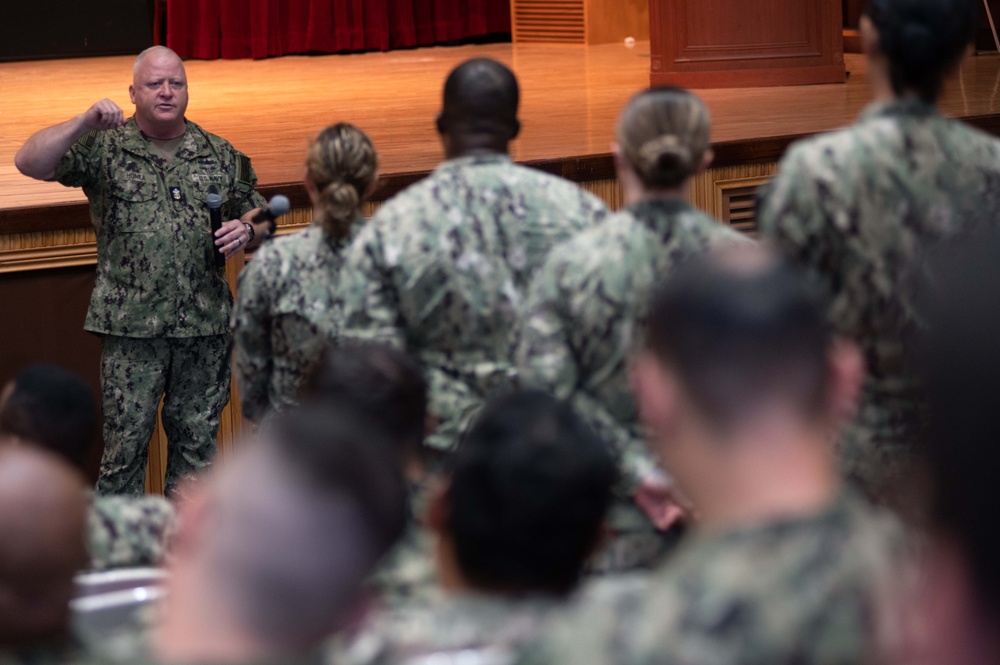 MCPON Honea Visits 7th Fleet