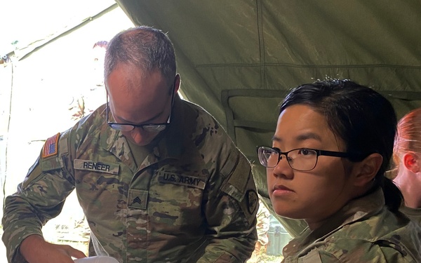 Soldiers of the 144th Area Support Medical Company, UTANG, conduct simulated medical emergency training during Talisman Sabre 2023