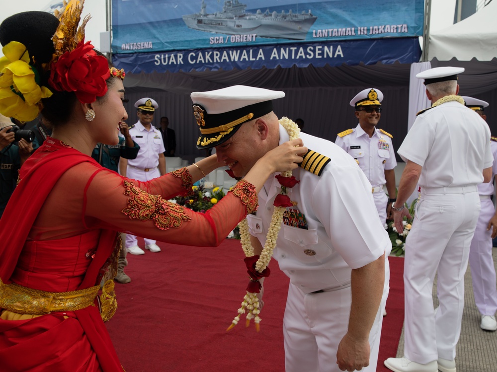 Commander, U.S. 7th Fleet Visits Jakarta, Indonesia