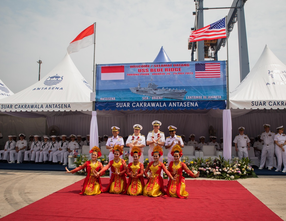 Commander, U.S. 7th Fleet Visits Jakarta, Indonesia