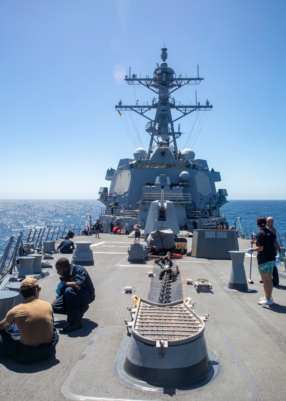 Sailors Conduct Fresh-Water Wash Down of USS John Finn (DDG 113)