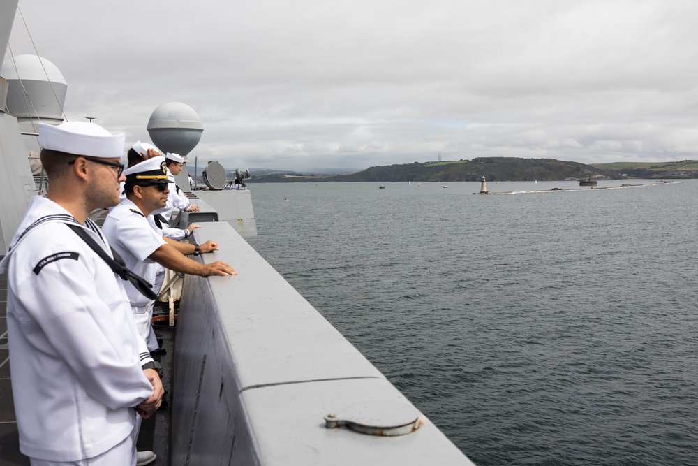 Man the Rails, U.S. Marines and Sailors arrive in Plymouth, UK