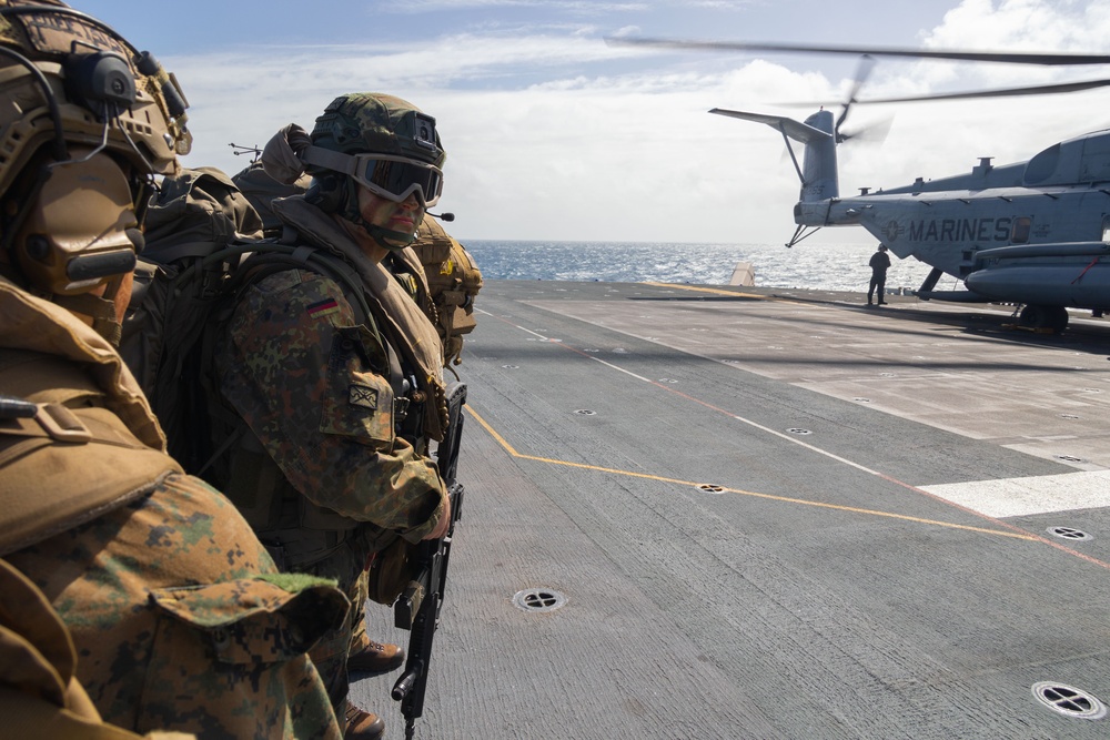 Talisman Sabre 23 Bilateral airfield seizure with Marines, German sailors
