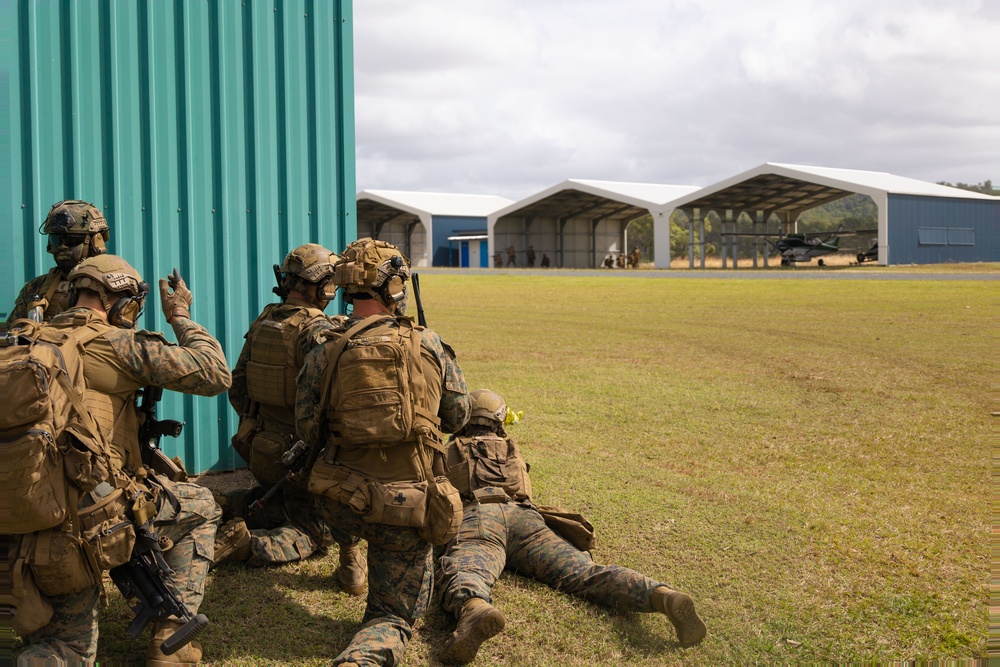 Talisman Sabre 23 Bilateral airfield seizure with Marines, German sailors