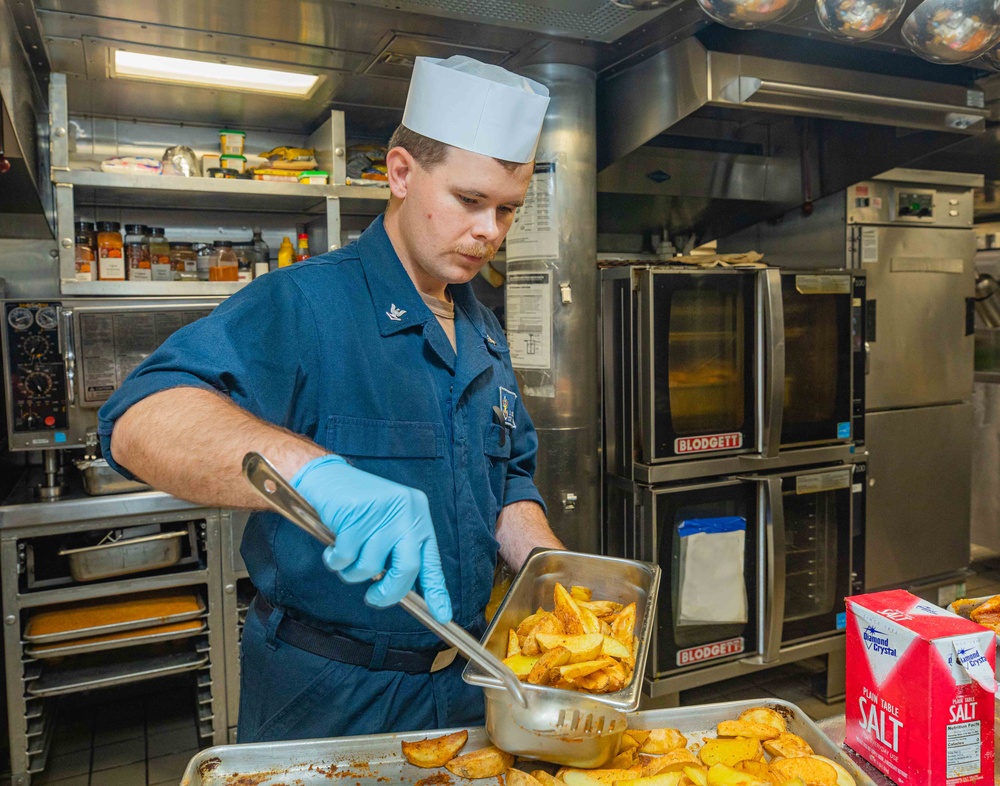 USS Howard (DDG 83) Lunch Preparation