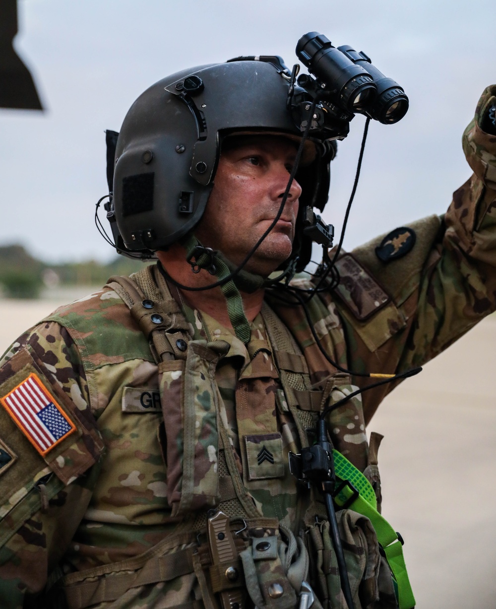 Kentucky Aviators Conduct Night Flight