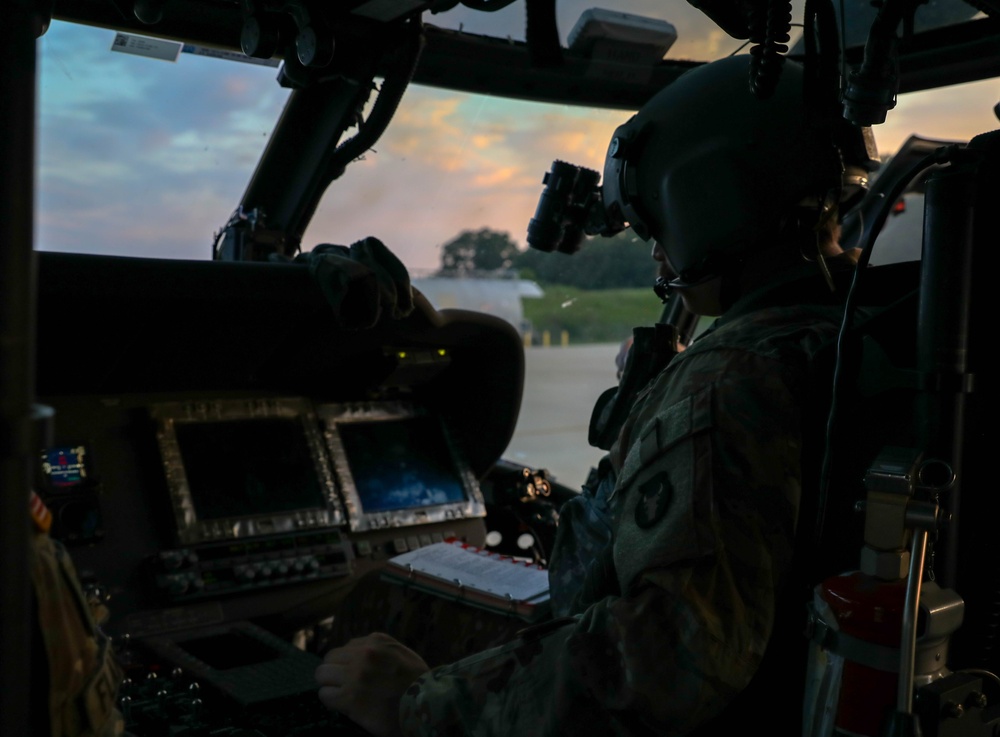 Kentucky Aviators Conduct Night Flight