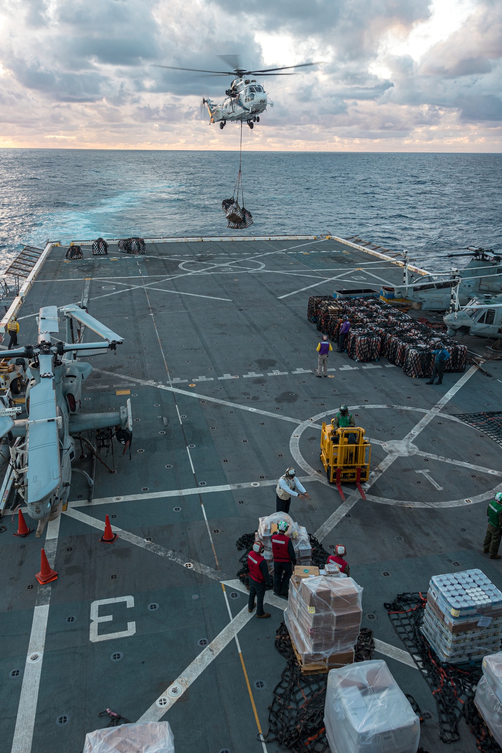 RAS aboard USS Green Bay