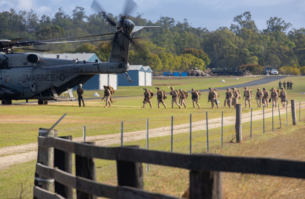 CLB 31 Conducts Medical Training During Talisman Sabre 23