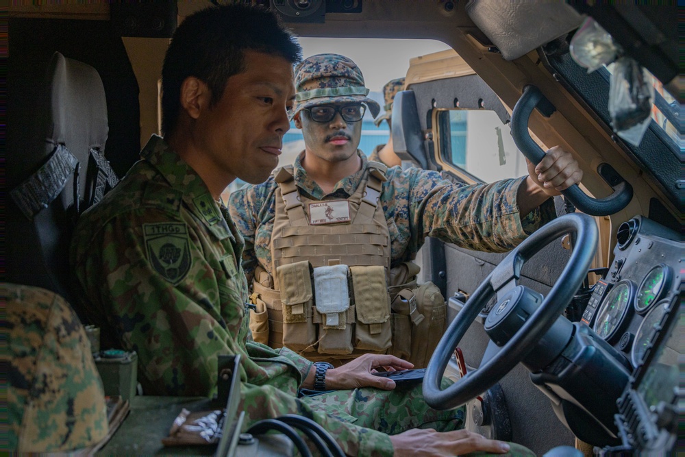 CLB 31 Conducts Medical Training During Talisman Sabre 23