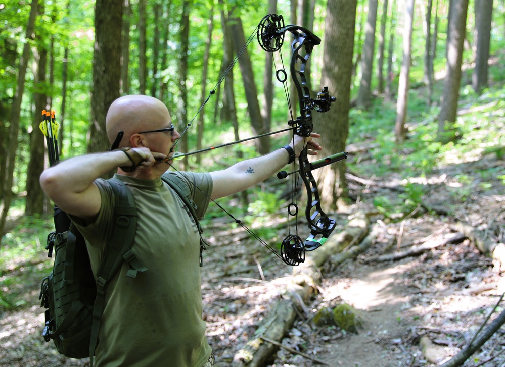 213th Personnel Company participates in Total Archery Challenge